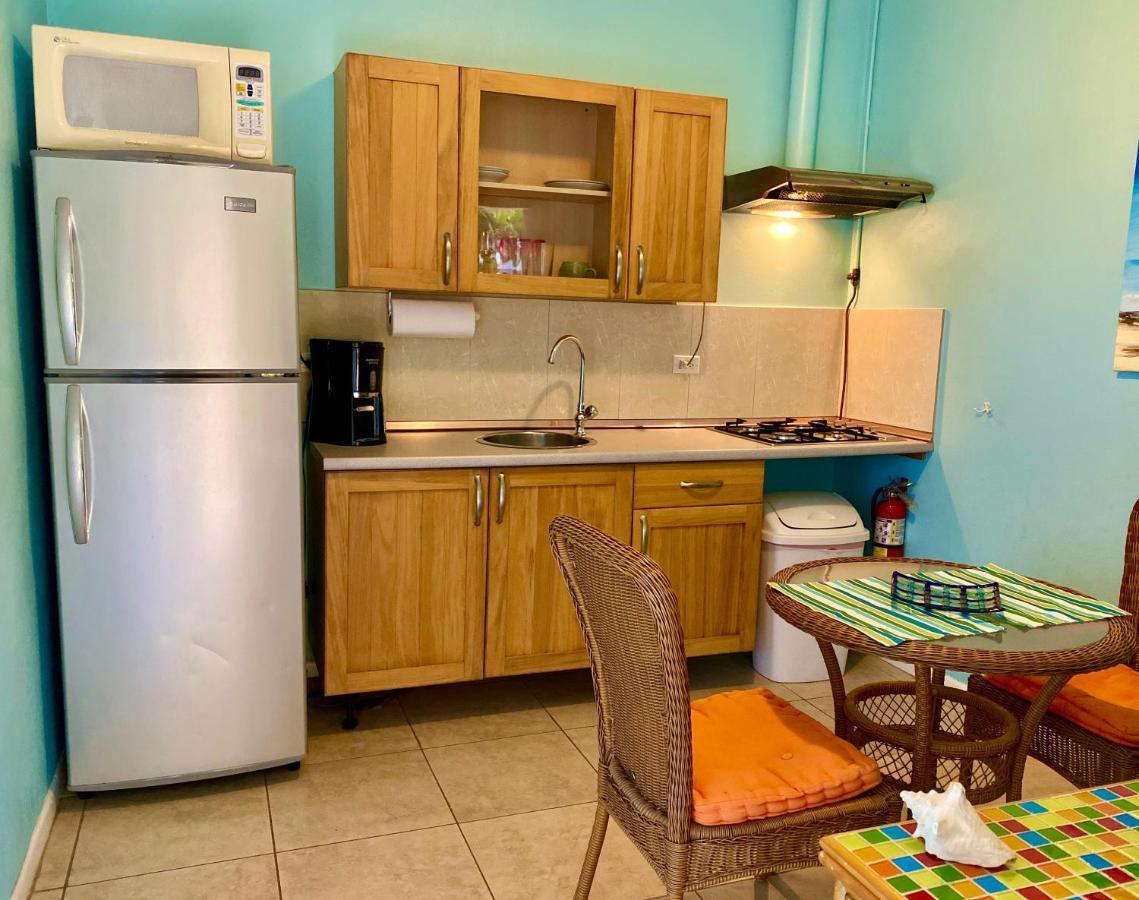 Little Paradise Aruba Vacation Apartments Palm Beach Eksteriør billede
