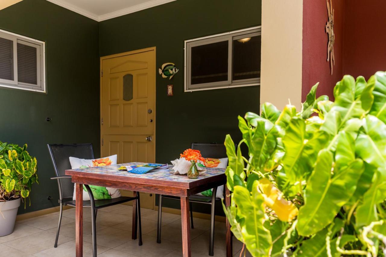 Little Paradise Aruba Vacation Apartments Palm Beach Eksteriør billede
