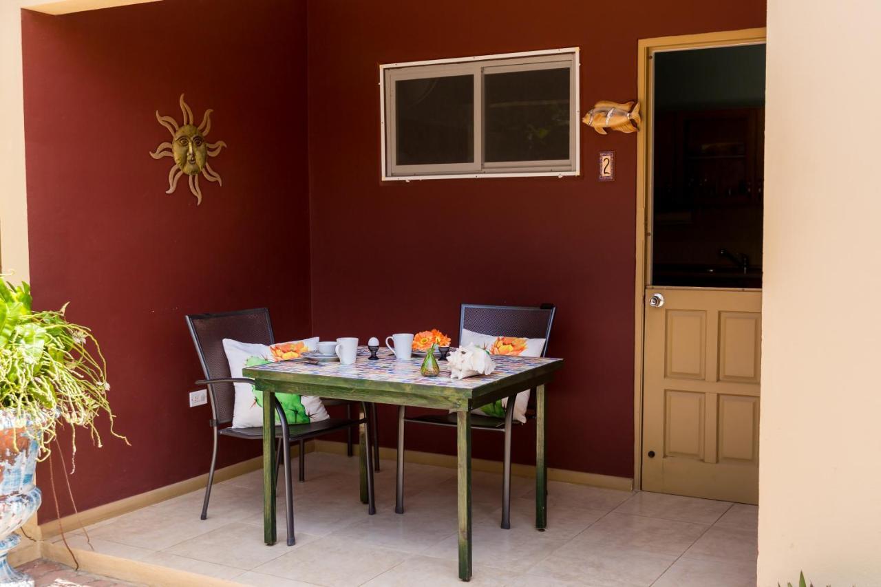 Little Paradise Aruba Vacation Apartments Palm Beach Eksteriør billede